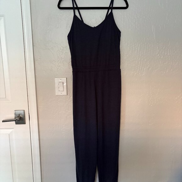 Vuori Lux Jogger Jumpsuit Size Medium, Midnight Heather NWOT - Picture 5 of 9